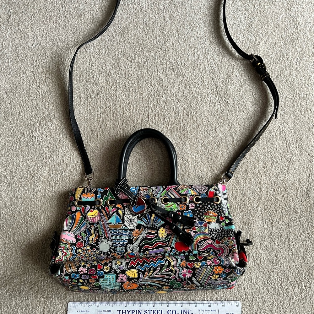 DOONEY & BOURKE WHIMSY GRAFFITI TOTE W STRAP